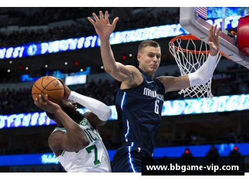 库里受伤离场，勇士被独行侠逆转——失去领袖的勇士如何应对危机